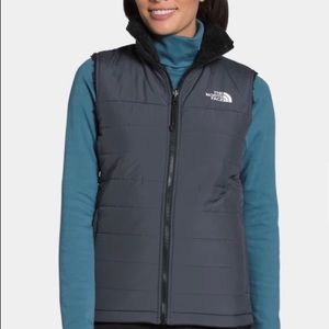 The North Face Mossbud Insulated Reversible Vest